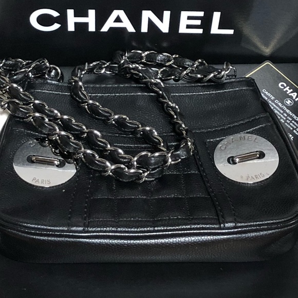 Chanel Sac Pochette Authentic & Rare Leather Bag - Picture 4 of 8